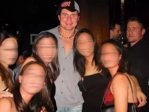 高娓娓：老美在中国约炮斩百人，专攻亚洲妹，为什么美国男人到中国容易变坏？