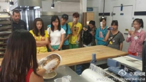 高娓娓：看中国孩子怎么教美国孩子学中文，让你们也尝尝我们四六级的苦！ - 娓娓率团游学记（3）