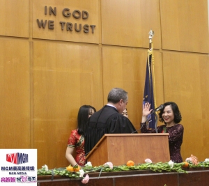 高娓娓：见证历史！现场观摩美国纽约州第一位来自中国大陆新移民法官李昌永宣誓就职