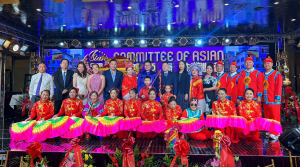 美国V视:北美亚裔共创会第二届职员就职典礼暨首届纽约瓯越文化节庆功晚宴在纽约举行