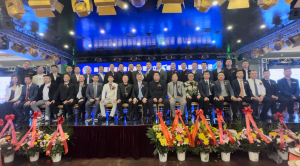 美国福建总商会成立15周年暨第八届就职典礼庆典晚会,林河荣任新一届会长(美国V视 视频+图+文 综合报道)