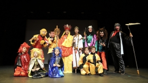 高娓娓：中美合作儿童音乐剧百老汇成功公演，携手资深议员发起申办亚裔周