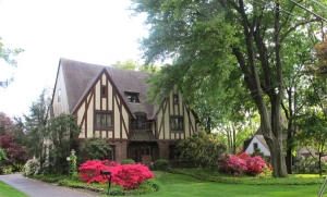 高娓娓：一到春天，这些美国人的房子就美成了童话