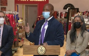 高娓娓：纽约新任市长亚当斯呼吁拜登总统为&ldquo;中国病毒&rdquo;说法道歉