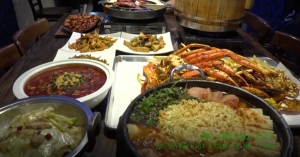 高娓娓：阿龙和遇见餐厅祝大家新春快乐，万事如意！