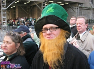 高娓娓：美国男人争先恐后&ldquo;戴绿帽&rdquo;