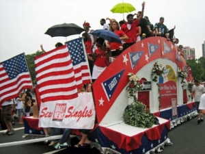 高娓娓：来看看老美的国庆游行